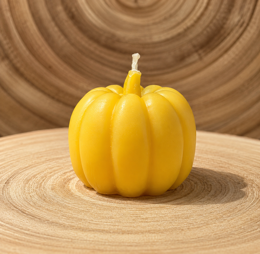Beeswax pumpkin candle 